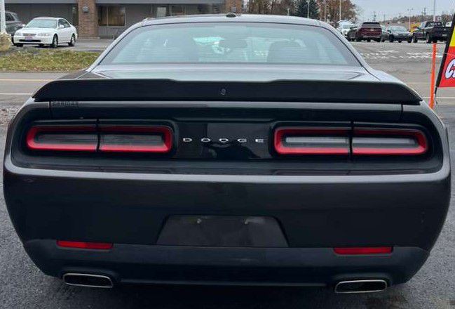 2019 Dodge Challenger Image 7