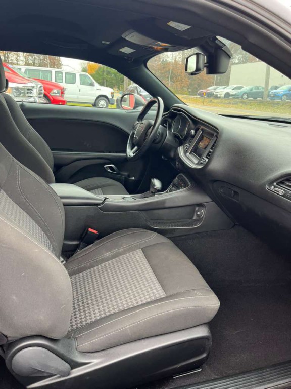 2019 Dodge Challenger Image 14