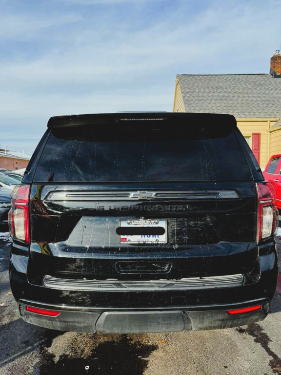 2021 Chevrolet Suburban Image 6