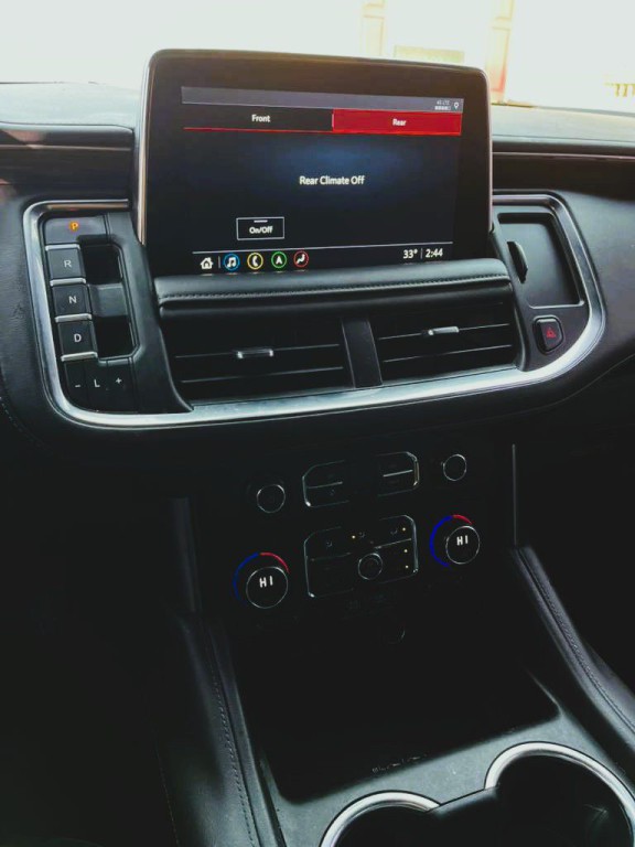 2021 Chevrolet Suburban Image 8