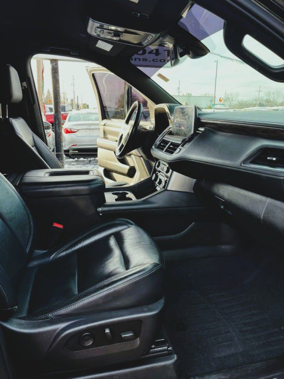 2021 Chevrolet Suburban Image 15