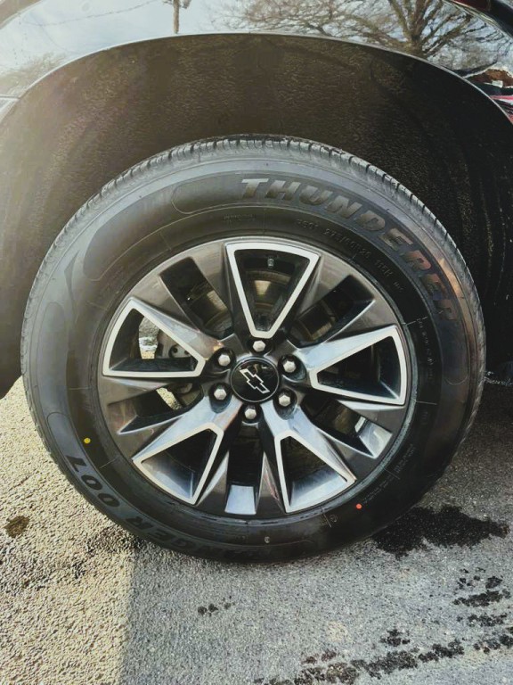 2021 Chevrolet Suburban Image 22