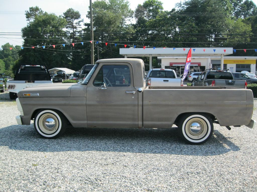1969 Ford F-100 Image 2