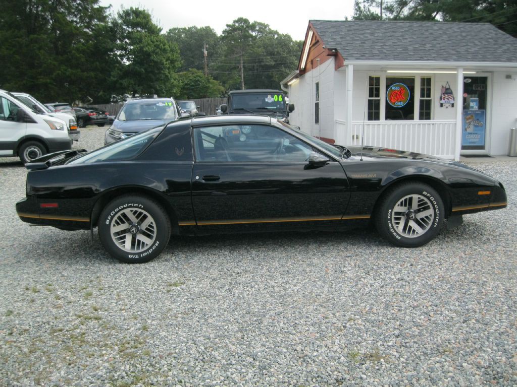 1991 Pontiac Firebird Image 6