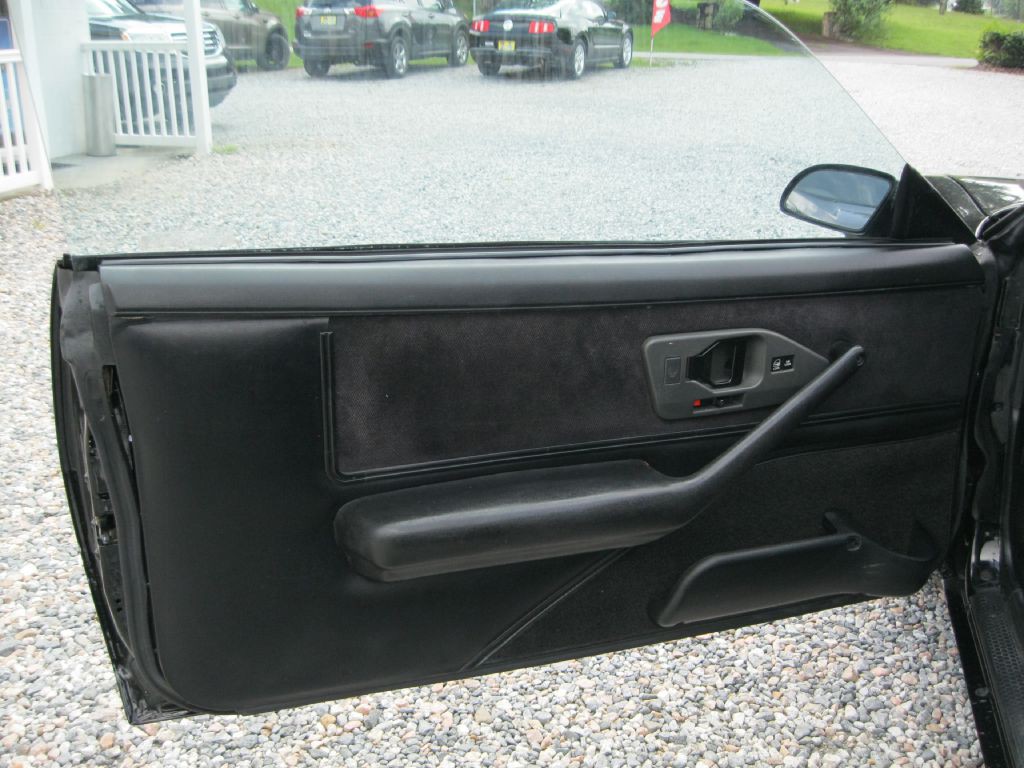 1991 Pontiac Firebird Image 10