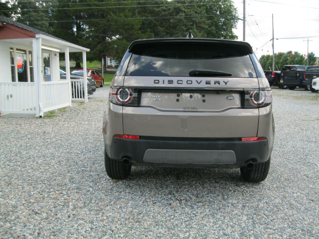2017 Land Rover Discovery Sport Image 4