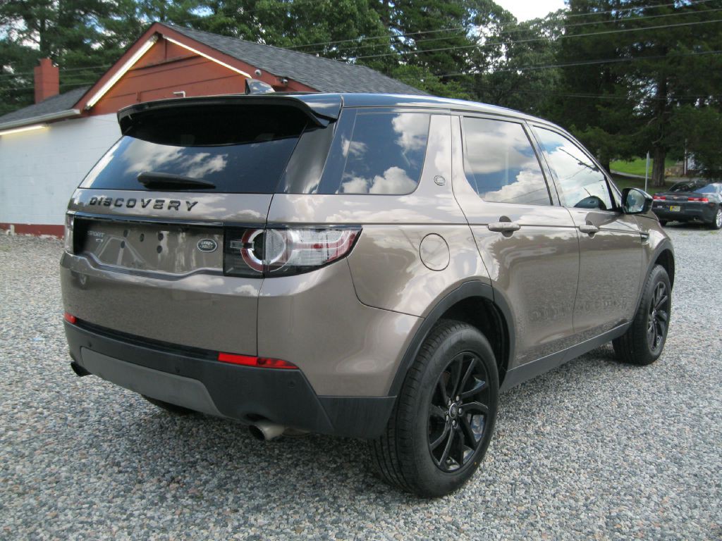 2017 Land Rover Discovery Sport Image 5