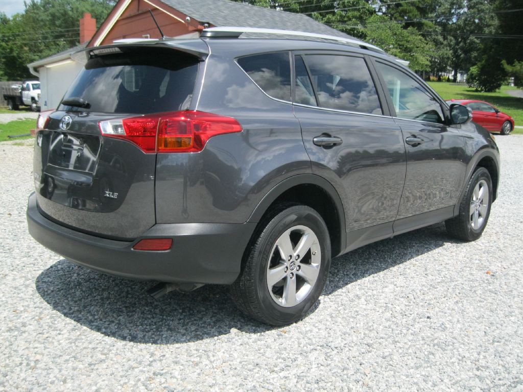 2015 Toyota Rav4 Image 5