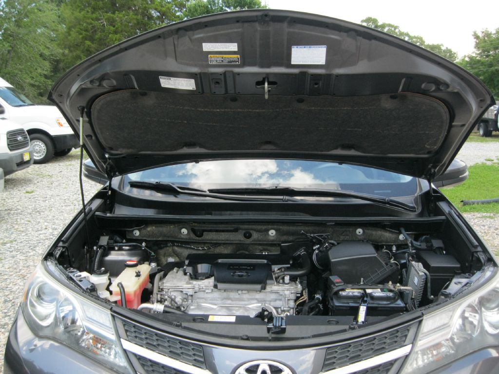 2015 Toyota Rav4 Image 18