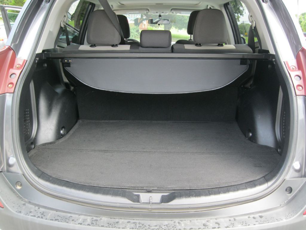 2015 Toyota Rav4 Image 24