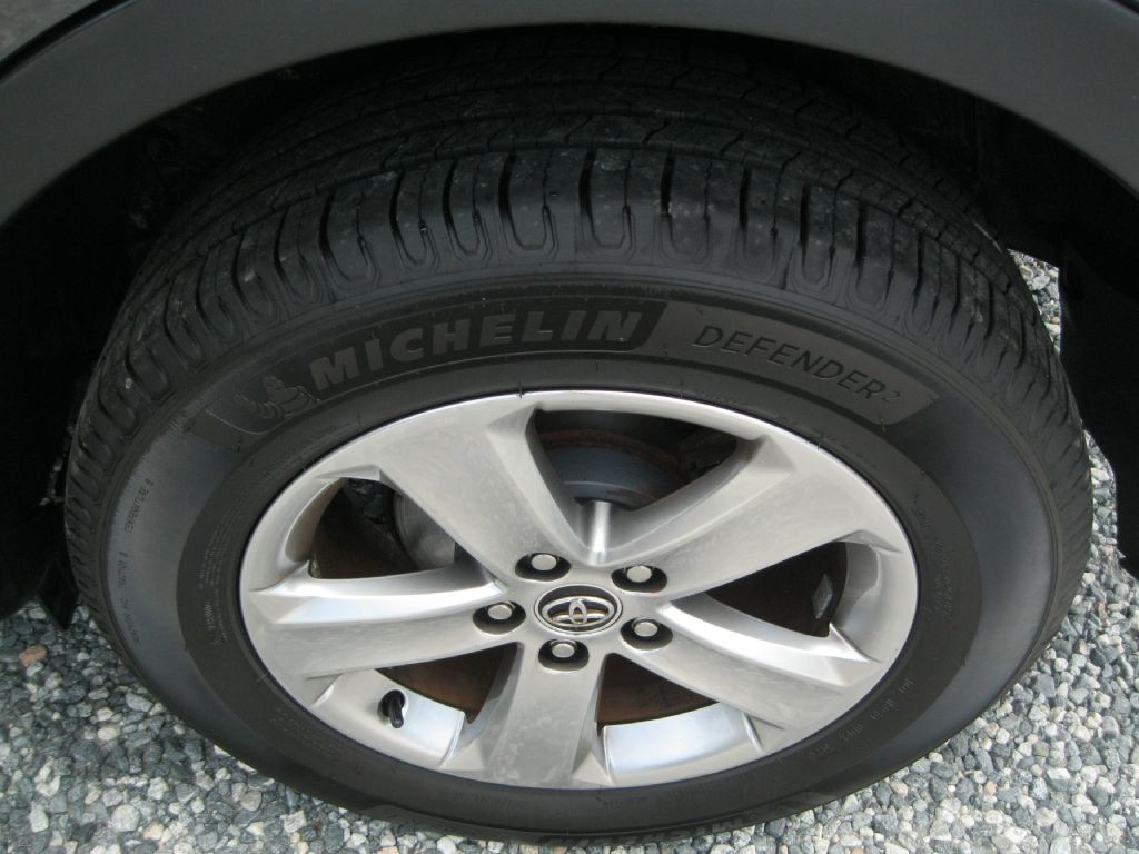 2015 Toyota Rav4 Image 25
