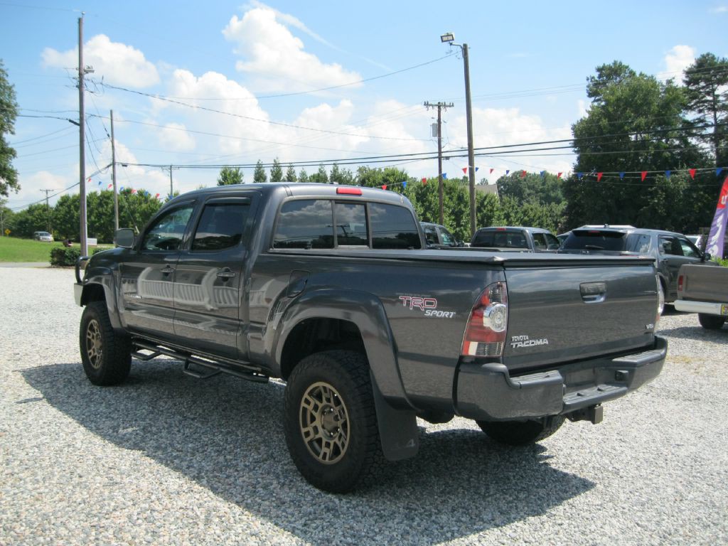 2011 Toyota Tacoma Image 3