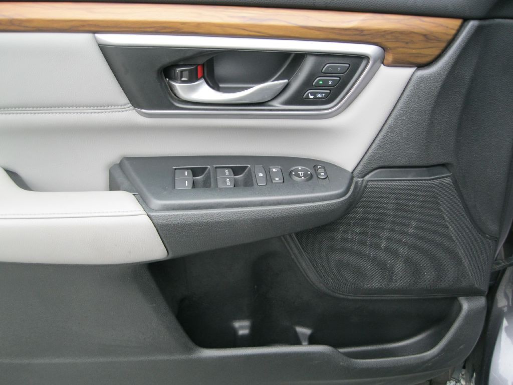 2017 Honda CR-V Image 12