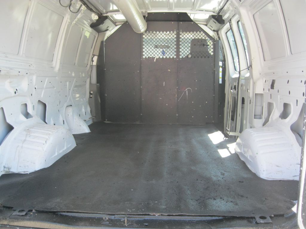 2013 Ford Econoline Image 6