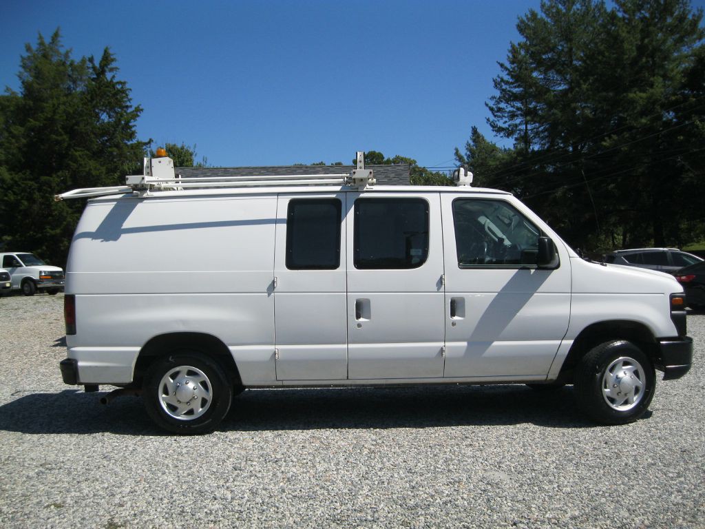 2013 Ford Econoline Image 8