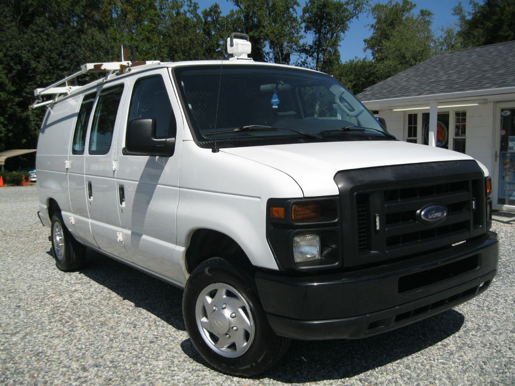 2013 Ford Econoline Image 13