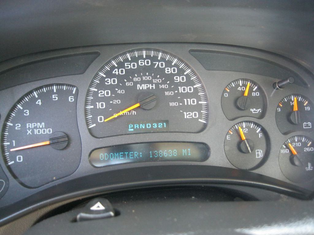 2004 GMC Sierra Image 12