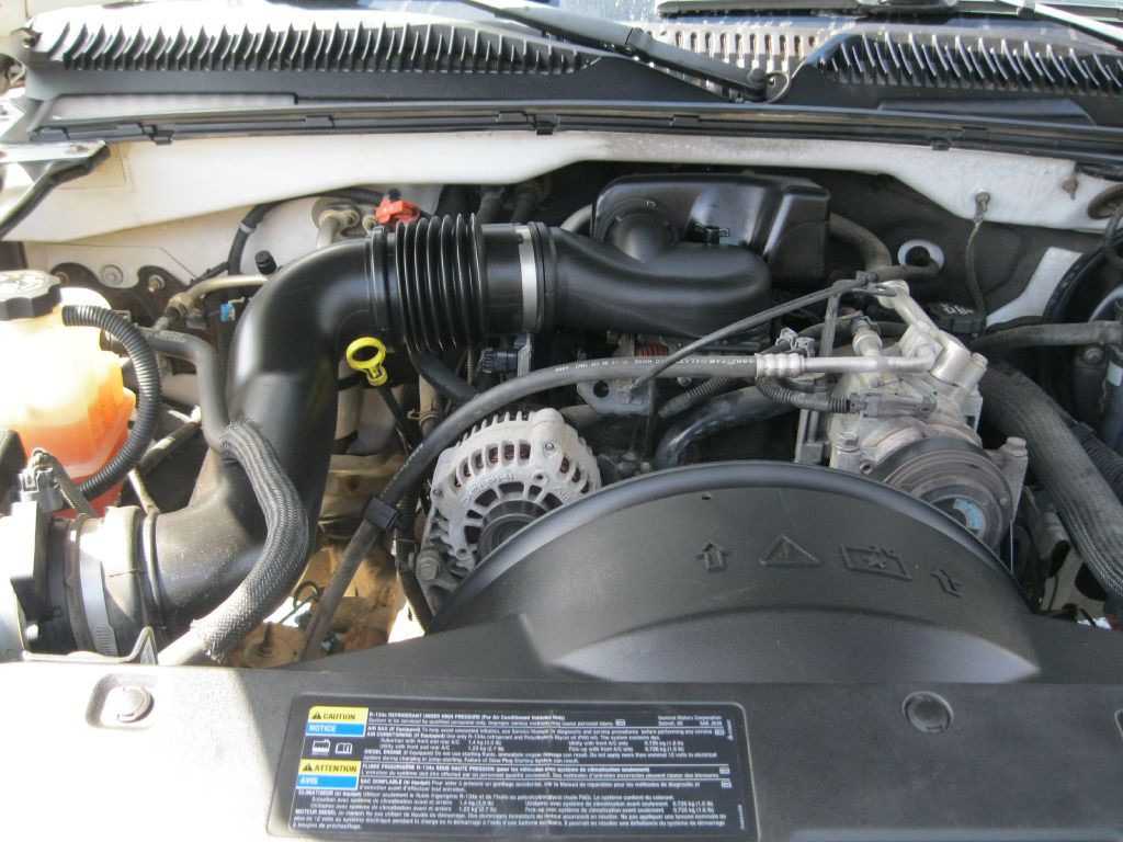 2004 GMC Sierra Image 17