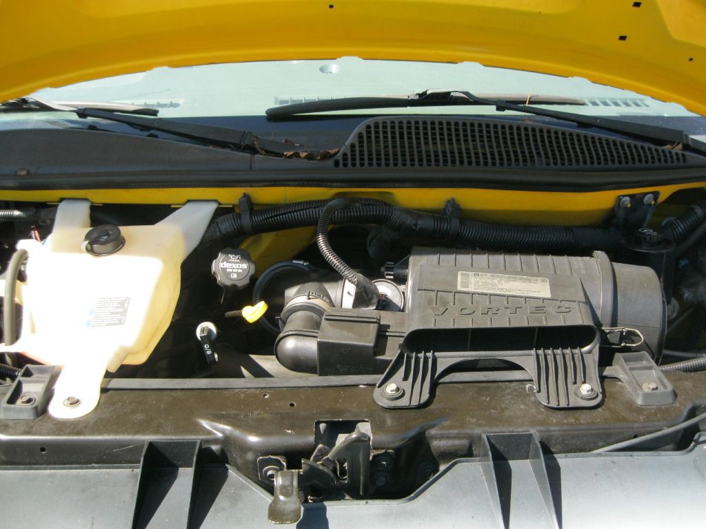 2013 GMC Savana Image 18