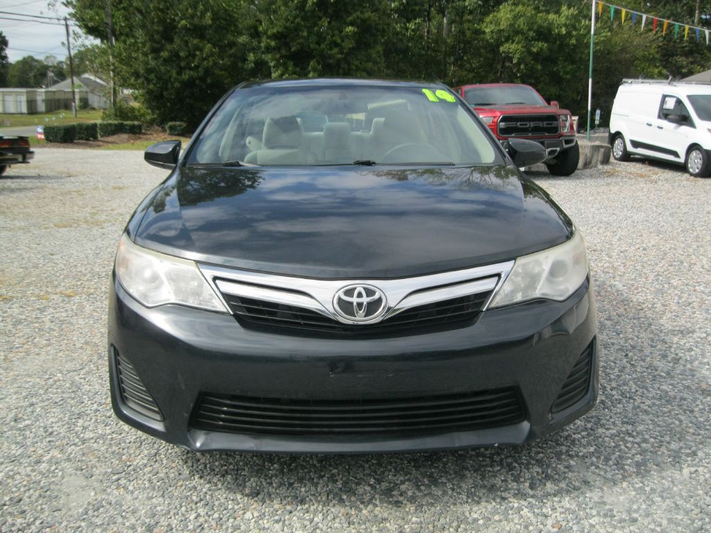 2014 Toyota Camry Image 8