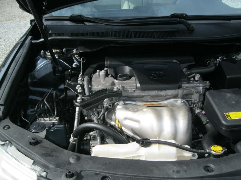 2014 Toyota Camry Image 23