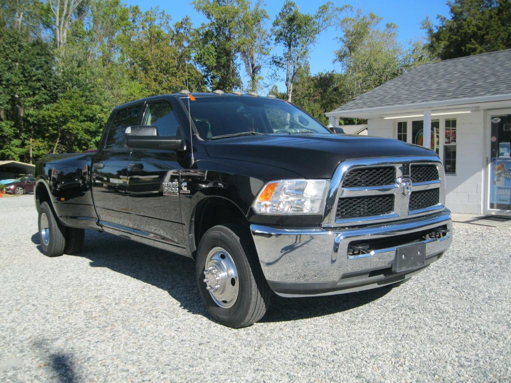 2018 RAM 3500 Image 7