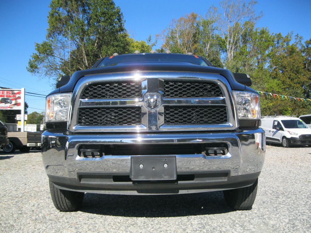 2018 RAM 3500 Image 8