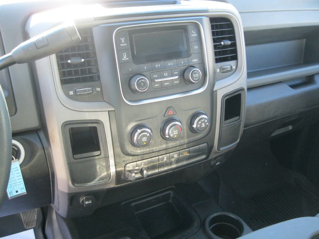 2018 RAM 3500 Image 17