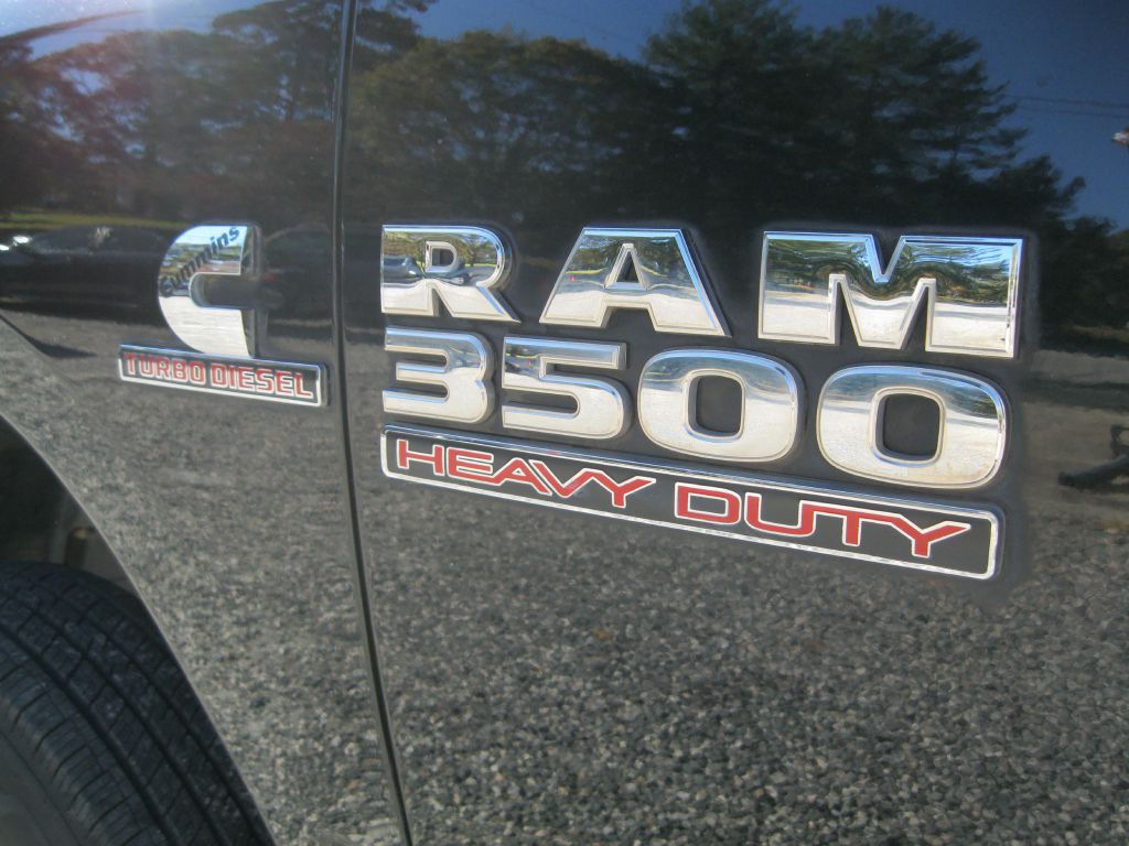 2018 RAM 3500 Image 22