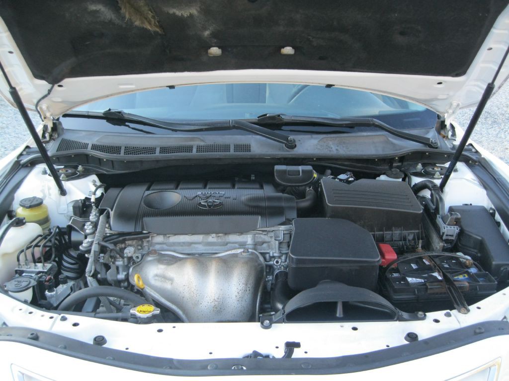 2011 Toyota Camry Image 21