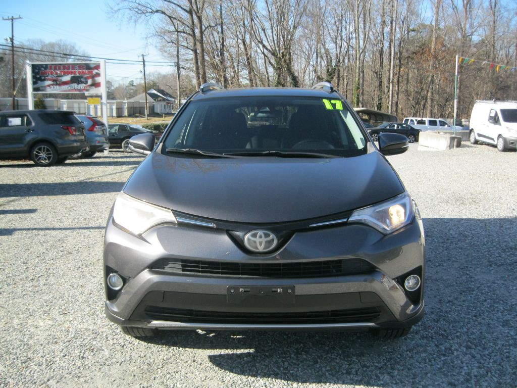 2017 Toyota Rav4 Image 3