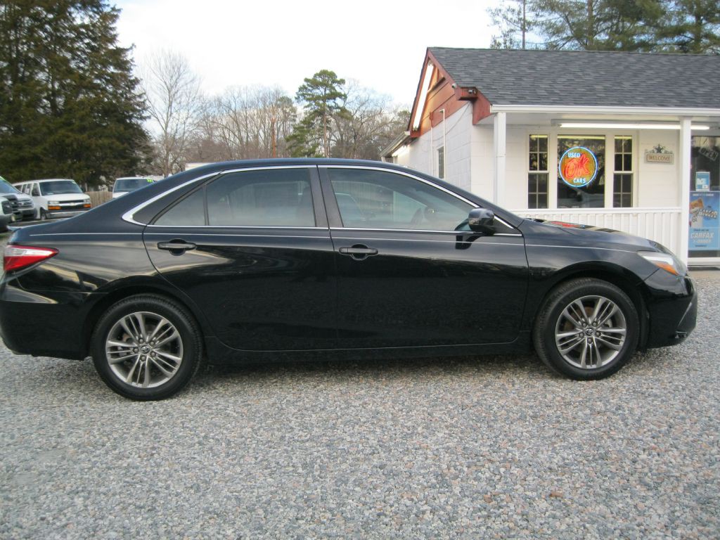 2015 Toyota Camry Image 7