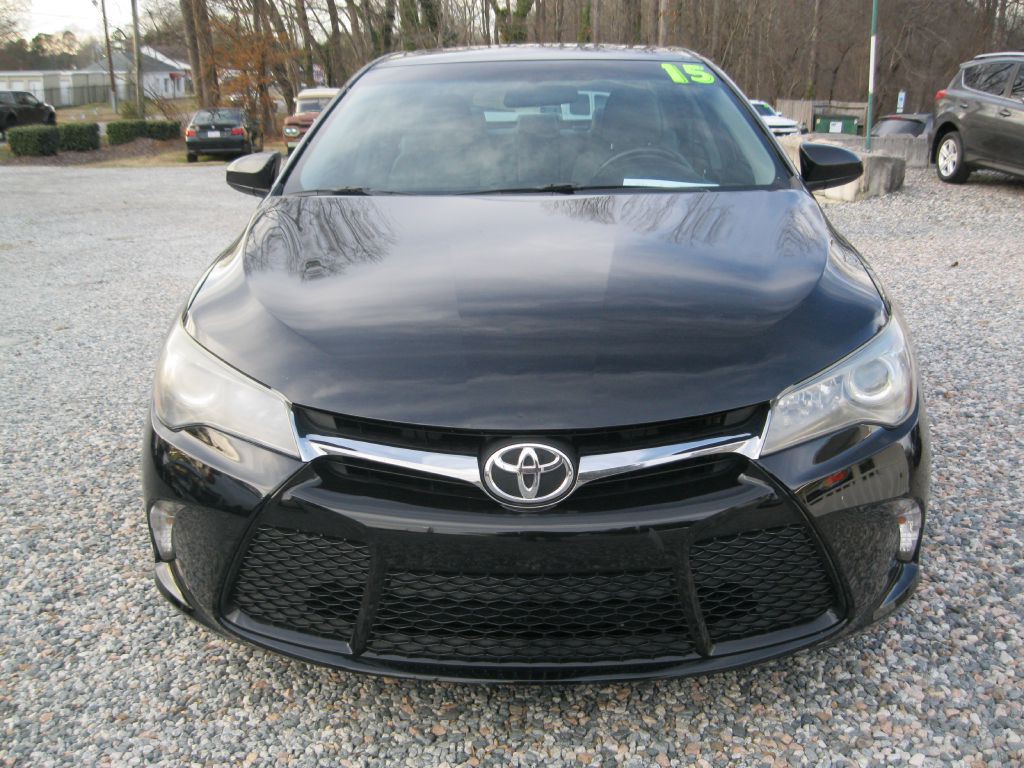 2015 Toyota Camry Image 9