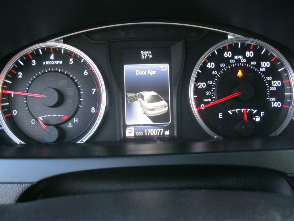 2015 Toyota Camry Image 20