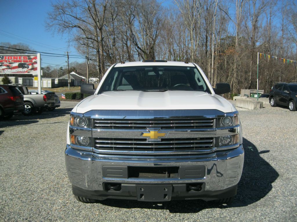 2015 Chevrolet Silverado 1500 Image 9