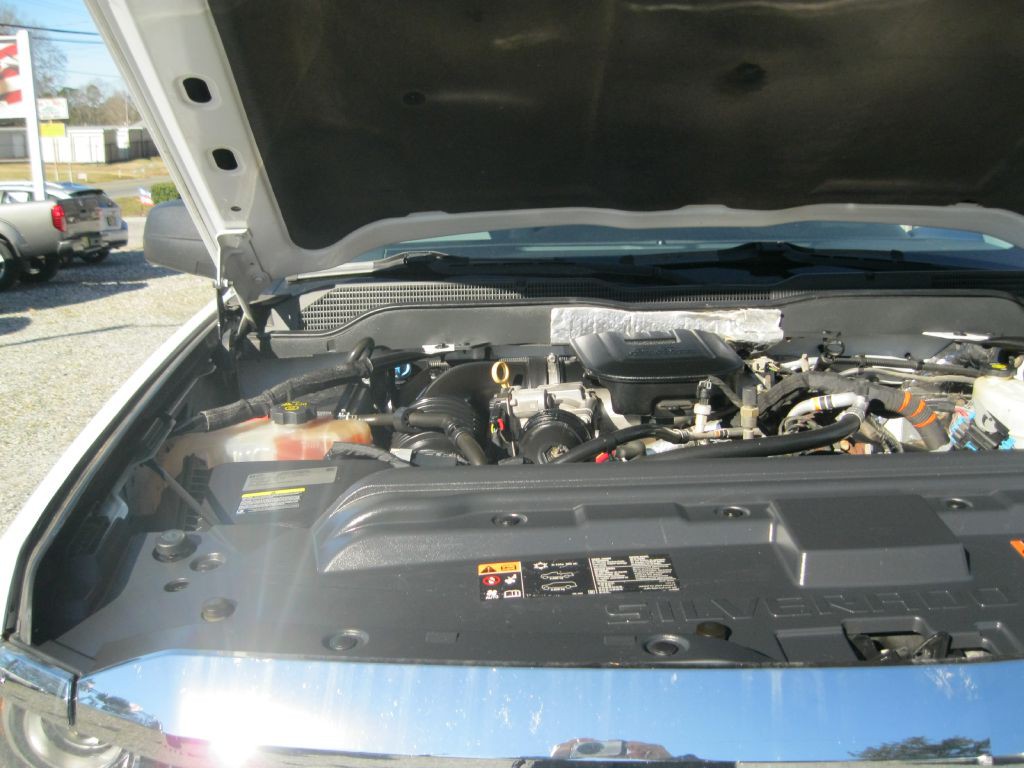 2015 Chevrolet Silverado 1500 Image 24