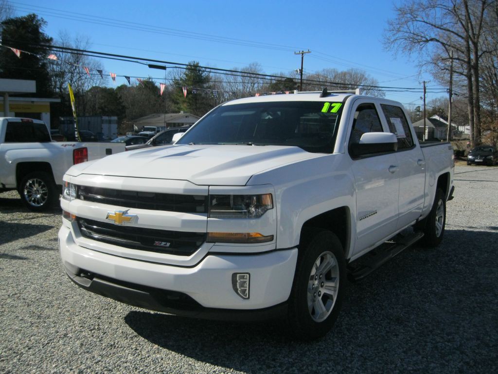 2017 Chevrolet Silverado 1500 Image 1