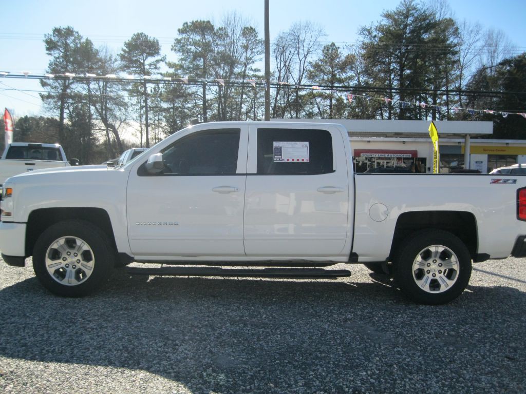 2017 Chevrolet Silverado 1500 Image 3