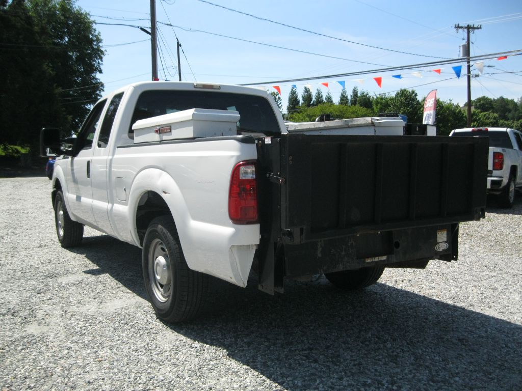 2016 Ford F-250 Image 3