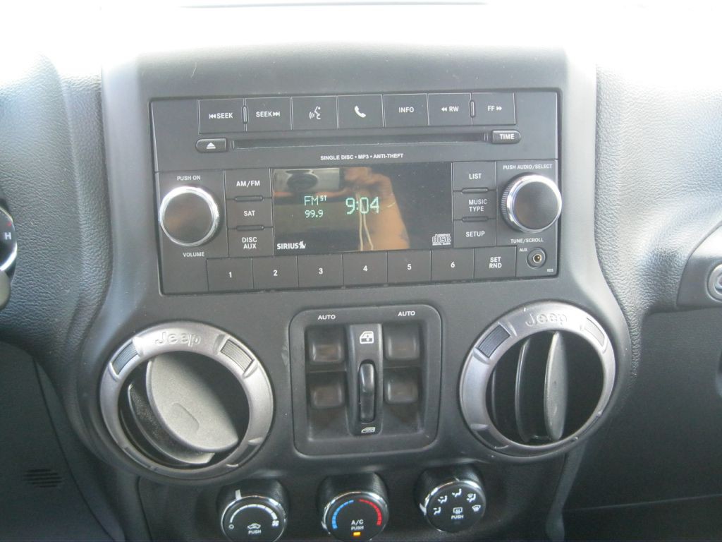 2018 Jeep Wrangler Unlimited Image 17