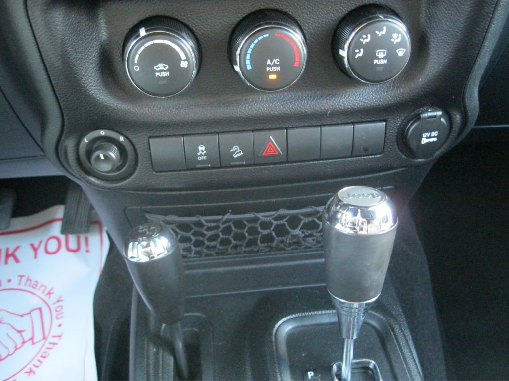 2018 Jeep Wrangler Unlimited Image 18