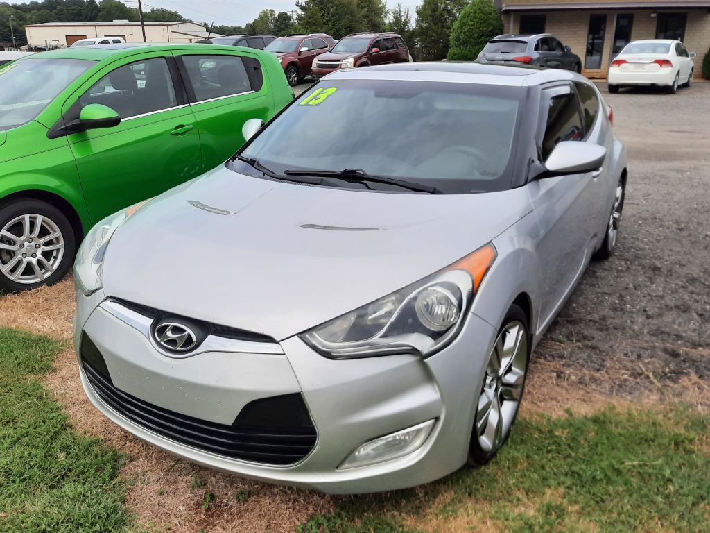 2013 Hyundai Veloster Image 6