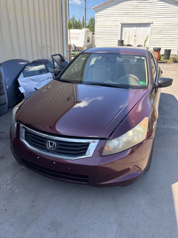 2009 Honda Accord Image 2