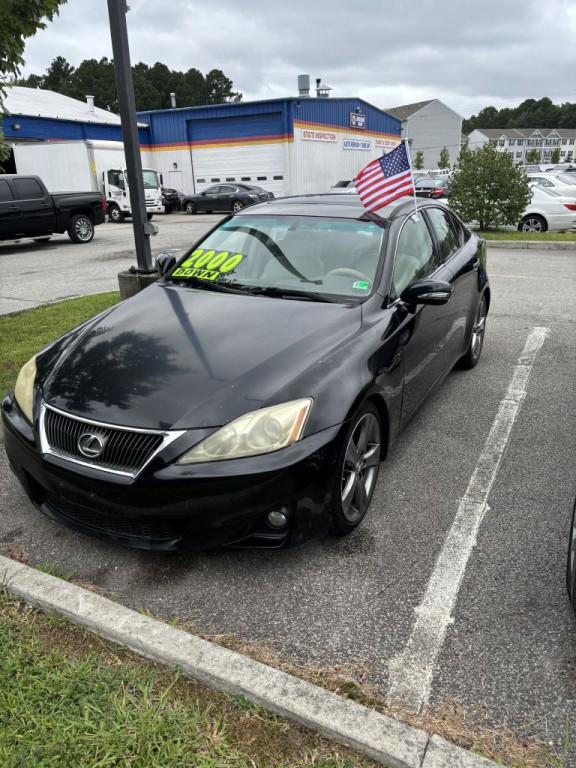 2011 Lexus IS Image 2