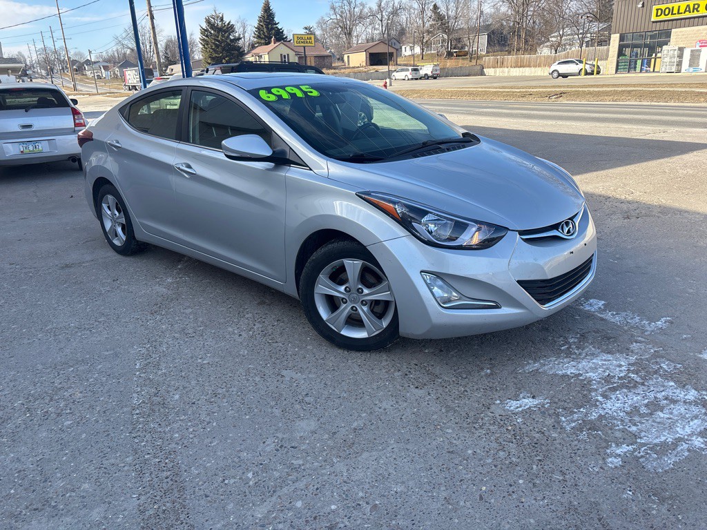 2016 Hyundai Elantra Image 4
