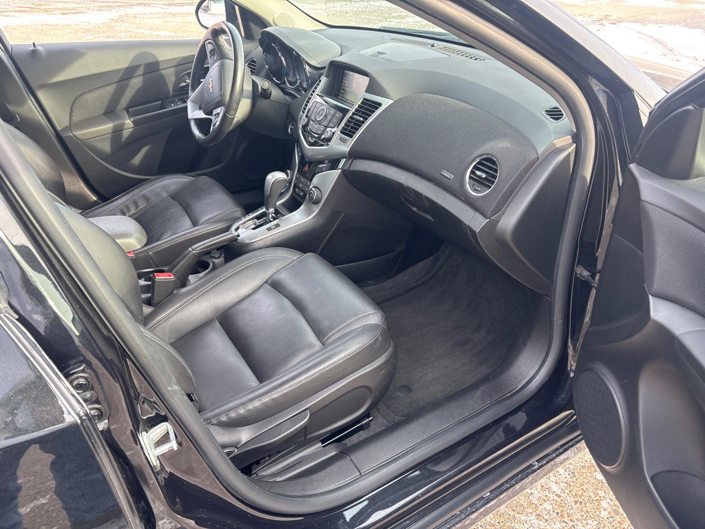 2013 Chevrolet Cruze Image 5