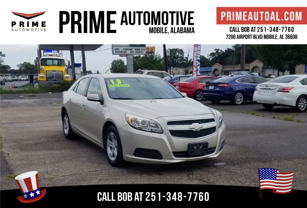 2013 Chevrolet Malibu Image 1