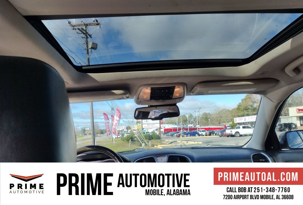 2018 Chrysler 300 Image 12