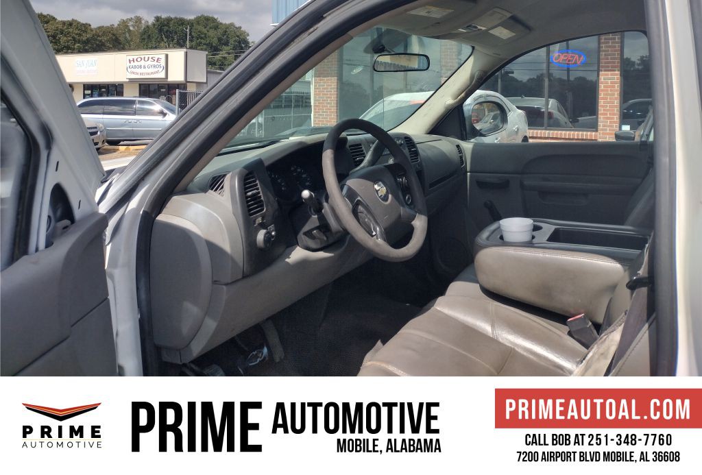 2011 Chevrolet Silverado 1500 Image 10