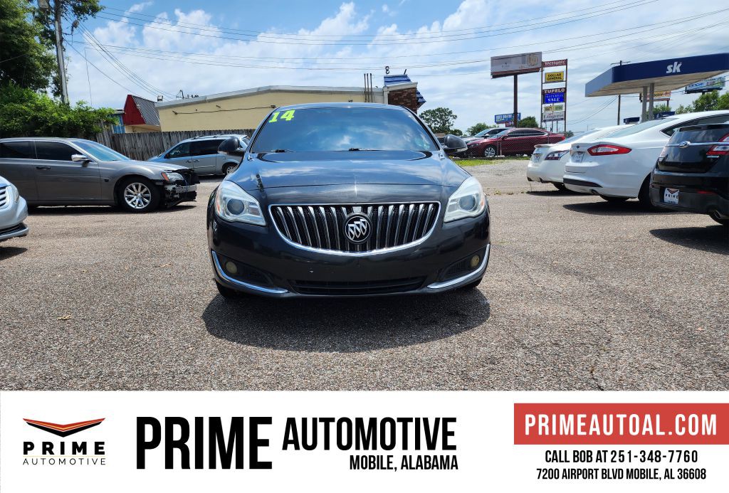 2014 Buick Regal Image 2